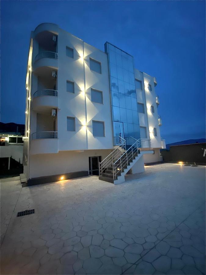 Al Hotel Vlore Exterior photo